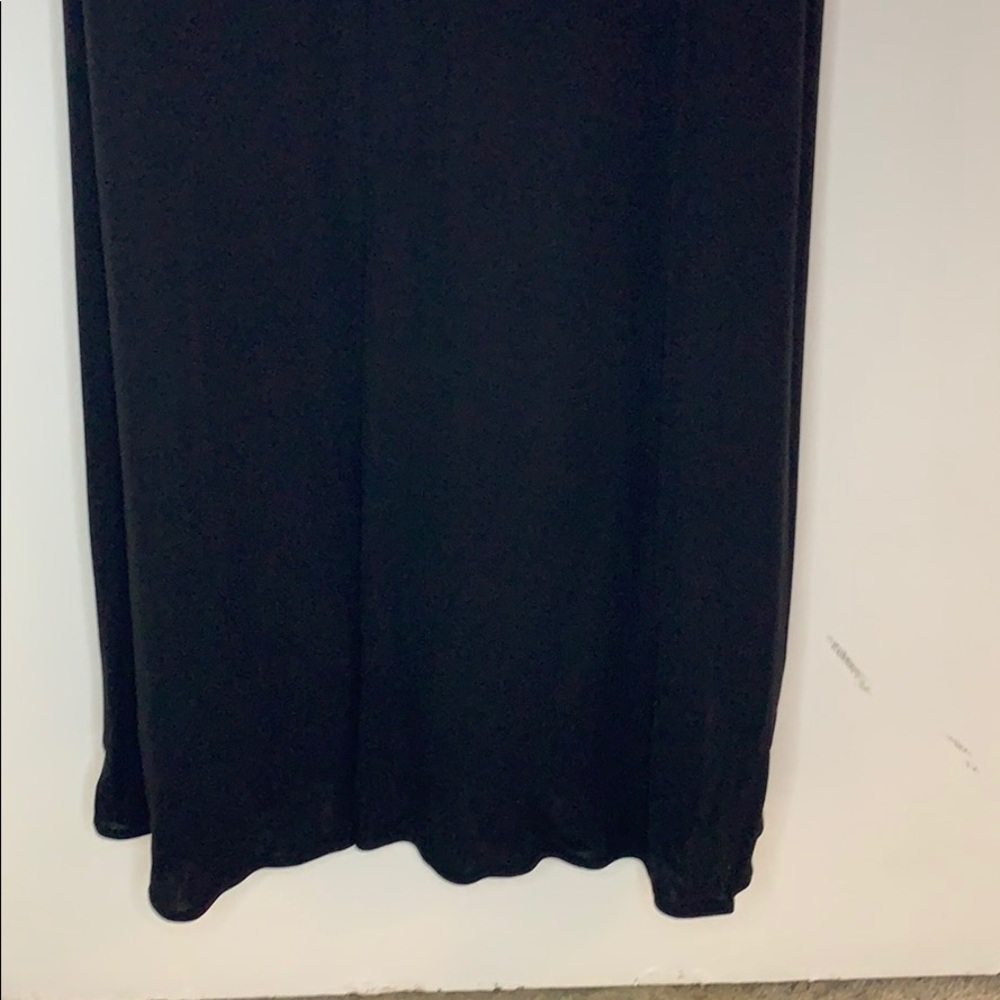 Frivole black gown with drape neckline and back - Picture 5 of 7